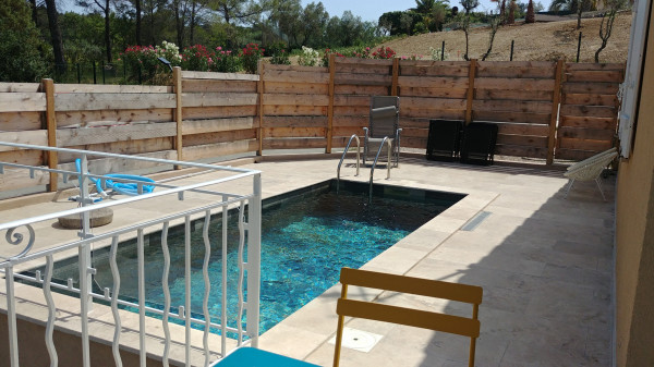 Charmante maison climatisée avec piscine