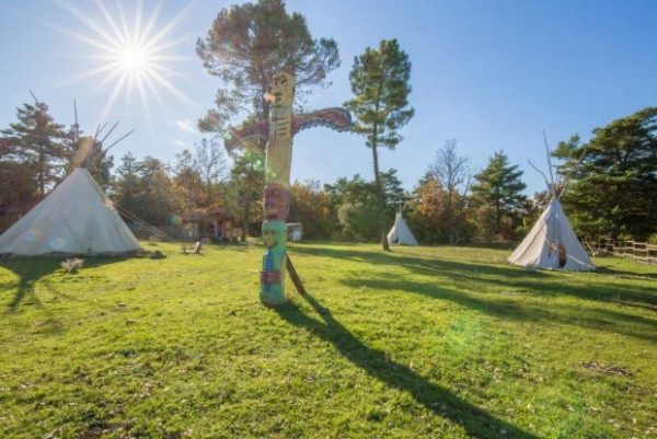 Ranch du puits de Riquier - Le tipi Quana