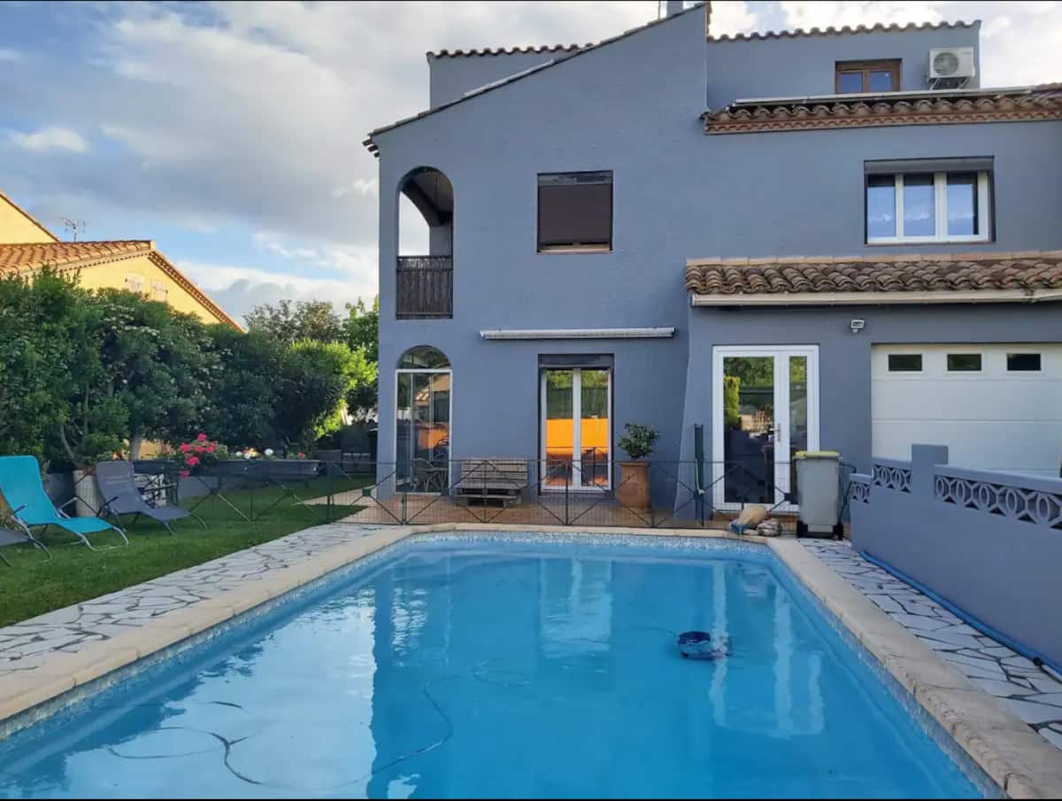 Chambre privée avec accès piscine