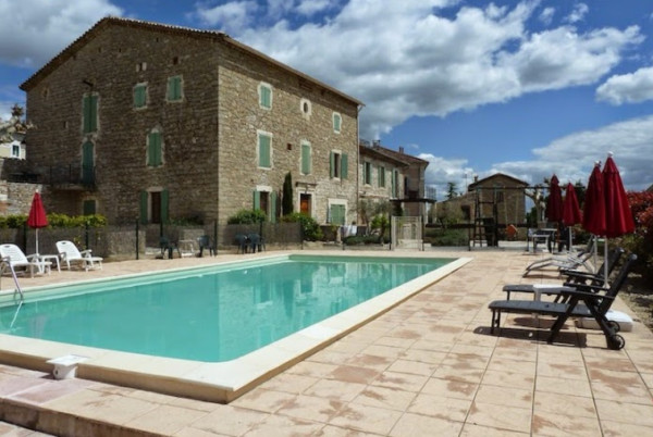Appartement authentique dans Bastide en Pierre avec Piscine