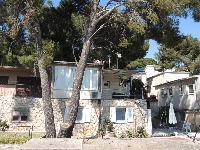 Maison en Croatie presque les pieds dans l'eau