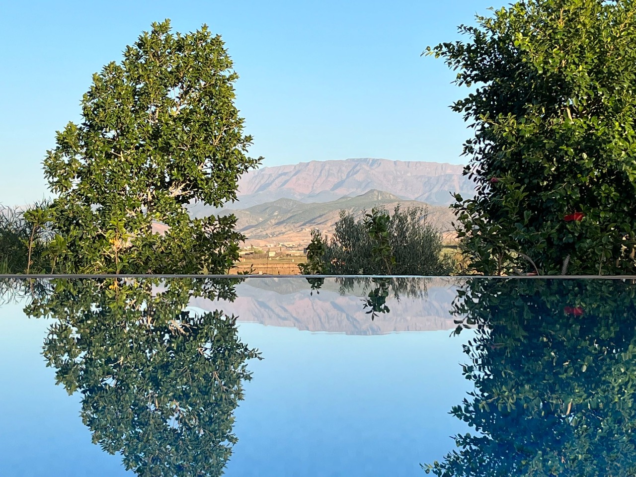 DAR LOUKA - Chambre ISSIL avec piscine et vue sur la montagne l'Oukeimden
