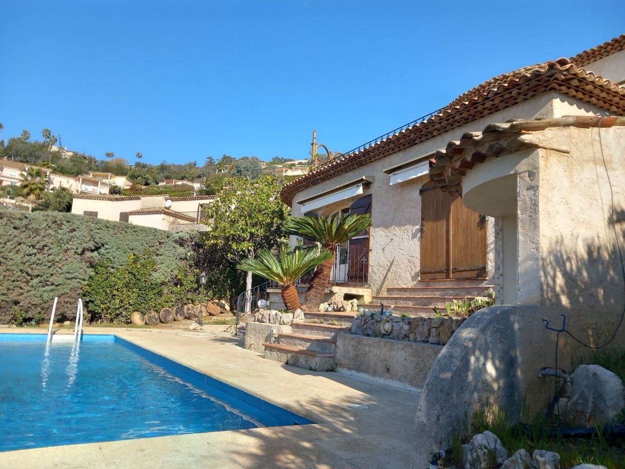 Studio à Mandelieu avec piscine privative