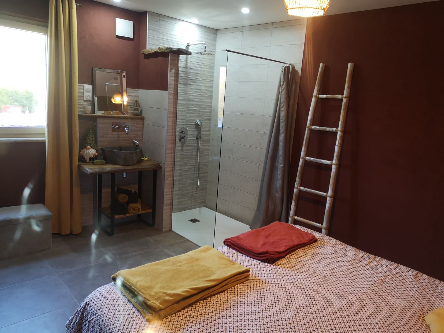 Chambre des lutins Les Sources TAÏA (avec spa thérapeutique)